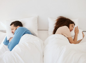 Šta je "GLAD ZA DODIROM": Kada nedostatak fizičke bliskosti ugrožava vezu i ZDRAVLJE