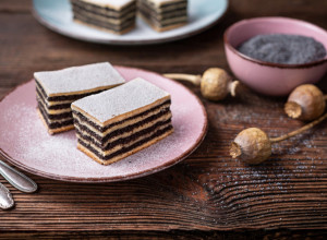 Baka Milka otkrila tajnu savršene rozen torte: Jednostavno se topi u ustima!