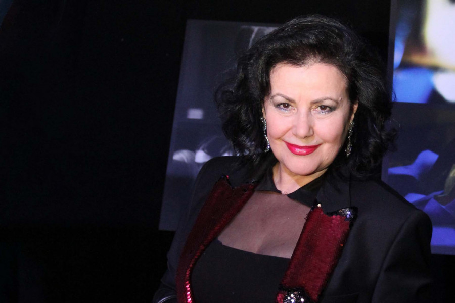 SNEŽANA SAVIĆ iskreno o greškama iz mladosti: "Birala sam ZABRANJENO VOĆE, grešna sam i molim Boga za oprost!" (VIDEO)