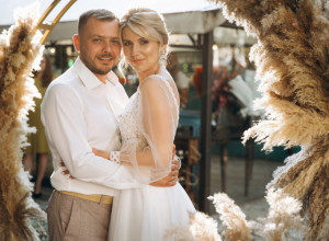 TETKA je usred mog venčanja viknula moje ime - nasmejala sam se, ali to je bio GLAS SA NEBA da prekinem sve!