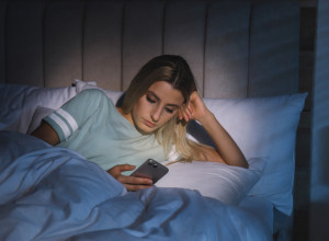 Umorni ste, a ne možete da ZASPITE, ujutru se teško budite: Možda patite od ovog SINDROMA, a da to ne znate