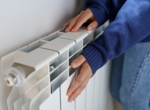 SMANJITE račun za GREJANJE: Ovu stvar uradite svake večeri oko 18 sati!