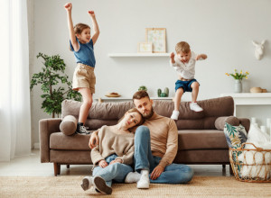 Staro verovanje UPOZORAVA roditelje: Na MITROVDAN ovo nikako ne radite, a tiče se vaše DECE