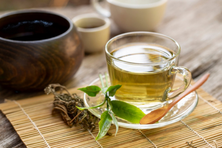 Usporava STARENJE i  pokreće probavu: Jedna šolja dnevno donosi velike PROMENE za vaše zdravlje