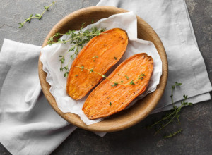 Slatka večera: Ovo povrće pomoći će vam da utonete u san kao beba