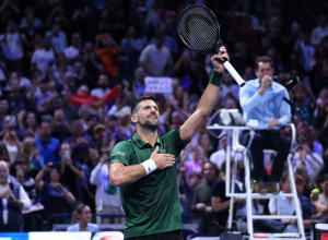 Jedna ŽENA je drhtala zbog NOVAKA na tribinama, a onda se pridružila slavlju na TERENU!