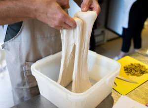 Zaboravite brašno: Evo šta je zaista TAJNA savršene kore za pitu