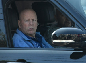 Svi su NAPADALI ženu BRUSA VILISA kad ga je smestila u poseban dom, niko nije hteo da čuje njen JAK razlog! (FOTO)