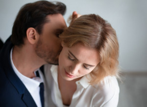 Imala sam TAJNI ODNOS sa bivšim i ne osećam ni trunku krivice, ali ne mogu da zamislim život bez svog dečka!