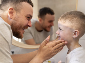 Ne odgajajte dečake kao devojčice: Stručnjak otkriva gde GREŠE i roditelji i škola
