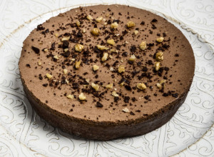 Najbrža torta u istoriji: Ima samo 5 sastojaka, sprema se u jednoj posudi, a vole je SVI