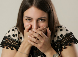 ŠTUCANJE: Kada je bezopasno, a kada znak problema i kako ga ZAUSTAVITI